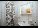 Apartmanok Bela2 - great location A1 B1(4), A2 C1(4), A3 D1(4+1) Mastrinka - Ciovo sziget  - Apartman - A1 B1(4): fürdőszoba toalettel