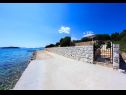 Házak a pihenésre ReCa H(7+1) Okrug Gornji - Ciovo sziget  - Horvátország  - strand