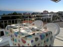 Apartmanok Aurelius - relaxing with gorgeous view A1 Luce (4+2), A2 Marin(2+2), A3 Maja(4+2), A4 Duje(2+2) Okrug Gornji - Ciovo sziget  - Apartman - A3 Maja(4+2): terasz