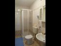 Apartmanok Darka 1 - SA3(2), 2 - SA4(2), 3 - SA7(2), 4 - SA12(2), 9 - A9(2+2) Crikvenica - Riviera Crikvenica  - Apartmanstudió - 4 - SA12(2): fürdőszoba toalettel
