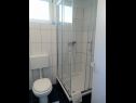 Apartmanok Radmi A1(4) - veliki, A2(4) - mali Novi Vinodolski - Riviera Crikvenica  - Apartman - A2(4) - mali: fürdőszoba toalettel