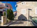 Apartmanok Pavo - comfortable with parking space: A1(2+3), SA2(2+1), A3(2+2), SA4(2+1), A6(2+3) Cavtat - Riviera Dubrovnik  - parkoló