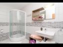 Apartmanok Goran - modern and spacious : SA1(2+1), SA2(2+1), A3(3+2) Dubrovnik - Riviera Dubrovnik  - Apartman - A3(3+2): fürdőszoba toalettel