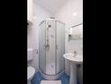 Apartmanok Mat - free parking: A1(3), A2(3), A3(2) Mlini - Riviera Dubrovnik  - Apartmanstudió - A2(3): fürdőszoba toalettel