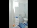 Apartmanok Jaki - 150 m from beach A1(4), SA2(2+1), A3(4), A4(4), SA5(3) Orebic - Félsziget Peljesac  - Apartman - A1(4): fürdőszoba toalettel