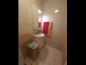 Apartmanok Rosa- 30m from beach A1(2), SA2(2) Orebic - Félsziget Peljesac  - Apartmanstudió - SA2(2): fürdőszoba toalettel