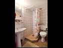 Apartmanok Emily - 50m from beach; A1(2), A2(2), A3(2), A4(2), A5(4+1) Vrboska - Hvar sziget  - Apartman - A5(4+1): fürdőszoba toalettel