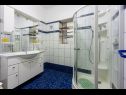 Apartmanok Mila - in blue: A1(4+2), A2(5+1), A3(4+2) Banjole - Isztrián  - Apartman - A2(5+1): fürdőszoba toalettel