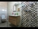 Apartmanok Zdrave - with terrace: A1(2+2) Medulin - Isztrián  - Apartman - A1(2+2): fürdőszoba toalettel