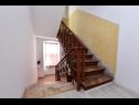 Apartmanok Ariana - central & comfy: A1(4) Porec - Isztrián  - lépcsőzet