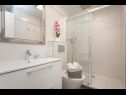 Apartmanok Regent 2 - exclusive location: A1(2+2), SA(2) Rovinj - Isztrián  - Apartman - A1(2+2): fürdőszoba toalettel