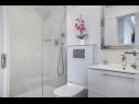 Apartmanok Regent 3 - perfect view and location: A1(2+2), SA(2) Rovinj - Isztrián  - Apartman - A1(2+2): fürdőszoba toalettel