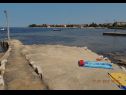 Apartmanok Niv - 100 m from beach: 1 - B1(4+1), 2 - A1(2+1) Umag - Isztrián  - strand