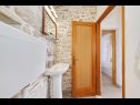 Házak a pihenésre Doria - perfect location & peaceful: H(3+1) Öböl Stiniva (Vela Luka) - Korcula sziget  - Horvátország  - H(3+1): fürdőszoba toalettel