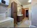Apartmanok Fab - spacious terrace: A1(5+1) Punat - Krk sziget  - Apartman - A1(5+1): fürdőszoba toalettel