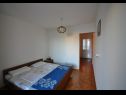 Apartmanok Pava SA1 (2), SA2 (2) Vrbnik - Krk sziget  - Apartmanstudió - SA1 (2): hálószoba