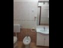 Apartmanok Zeljka - free parking A1(4+1) Opatija - Kvarner  - Apartman - A1(4+1): fürdőszoba toalettel
