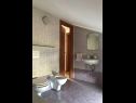 Apartmanok Azur - 10 m from sea: A1(4), SA2(2+1) Ilovik (Ilovik sziget) - Losinj sziget  - Apartmanstudió - SA2(2+1): fürdőszoba toalettel