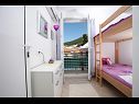 Apartmanok Rilka - 20m from the sea: A1(4) Baska Voda - Riviera Makarska  - Apartman - A1(4): hálószoba