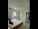 Apartmanok Sea View - cosy & comfortable: A2 Zaborke(4), A4 Somina(2+2) Brist - Riviera Makarska  - Apartman - A2 Zaborke(4): hálószoba