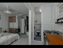 Apartmanok Vlatko - affordable & cosy: SA1(4), SA2(2+2), SA3(2+2) Krvavica - Riviera Makarska  - Apartmanstudió - SA1(4): konyha