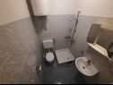 Apartmanok Željko - spacious and affordable A1(6+2), SA2(2), SA3(2), SA4(2+1) Makarska - Riviera Makarska  - Apartmanstudió - SA3(2): fürdőszoba toalettel