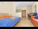 Apartmanok Gianni - modern & great location: SA1(2), A2(2+2), A3(2+2) Makarska - Riviera Makarska  - Apartman - A2(2+2): nappali
