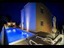 Apartmanok Luxury - heated pool, sauna and gym: A1(2), A2(2), A3(4), A4(2), A5(4), A6(2) Makarska - Riviera Makarska  - ház