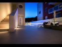 Apartmanok Luxury - heated pool, sauna and gym: A1(2), A2(2), A3(4), A4(2), A5(4), A6(2) Makarska - Riviera Makarska  - közös terasz