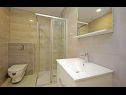 Apartmanok Luxury - heated pool, sauna and gym: A1(2), A2(2), A3(4), A4(2), A5(4), A6(2) Makarska - Riviera Makarska  - fürdőszoba toalettel