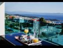 Apartmanok Luxury - heated pool, sauna and gym: A1(2), A2(2), A3(4), A4(2), A5(4), A6(2) Makarska - Riviera Makarska  - Apartman - A5(4): kilátás a tengerre