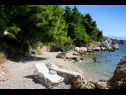 Apartmanok Branka - at the beach: A1(4), SA2(2) Stanici - Riviera Omis  - strand
