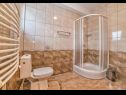 Apartmanok Duša - with great view: A1(4+1), A3 I kat(2+1), A2 II kat(2+1) Banjol - Rab sziget  - Apartman - A3 I kat(2+1): fürdőszoba toalettel