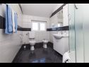 Házak a pihenésre JP H(10) Brodarica - Riviera  Sibenik  - Horvátország  - H(10): fürdőszoba toalettel