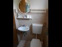 Apartmanok Nadica - sea view: A1(2+1), A2(2+1), A4(4) Öböl Kanica (Rogoznica) - Riviera  Sibenik  - Apartman - A1(2+1): fürdőszoba toalettel