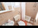 Apartmanok Nadica - sea view: A1(2+1), A2(2+1), A4(4) Öböl Kanica (Rogoznica) - Riviera  Sibenik  - Apartman - A2(2+1): fürdőszoba toalettel