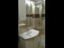 Apartmanok Damir A1(2+2) Sibenik - Riviera  Sibenik  - Apartman - A1(2+2): fürdőszoba toalettel