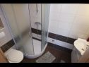 Apartmanok Deep Blue A1 PR(6+1), A2 KAT(6+1), A3(4+1) Srima - Riviera  Sibenik  - Apartman - A1 PR(6+1): fürdőszoba toalettel