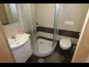 Apartmanok Deep Blue A1 PR(6+1), A2 KAT(6+1), A3(4+1) Srima - Riviera  Sibenik  - Apartman - A3(4+1): fürdőszoba toalettel
