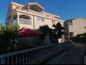 Apartmanok Budi - near sandy beach A1(4), A2(4), A3(4) Vodice - Riviera  Sibenik  - ház