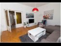 Apartmanok Ivan - modern: A1(6+2) Kastel Luksic - Riviera Split  - ház