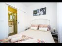 Apartmanok Ines - cosy with free parking: A1(4) Kastel Stari - Riviera Split  - Apartman - A1(4): hálószoba