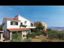 Házak a pihenésre Peace - rustic and dalmatian stone: H(7+3) Kastel Sucurac - Riviera Split  - Horvátország  - ház