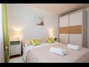 Apartmanok Dragica 1 - cozy flat : A1(3) Split - Riviera Split  - Apartman - A1(3): hálószoba