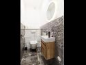 Apartmanok Miro - modern: A1-prizemlje (4+2), A2 desni(3+2), A3 lijevi(3+2) Split - Riviera Split  - Apartman - A1-prizemlje (4+2): toalett