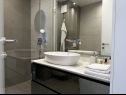 Apartmanok Lux - with private pool: A1(4+2) Split - Riviera Split  - Apartman - A1(4+2): fürdőszoba toalettel