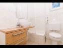 Házak a pihenésre Bože - 10m from the sea: H(10+2) Drvenik Mali (Drvenik Mali sziget) - Riviera Trogir  - Horvátország  - H(10+2): fürdőszoba toalettel