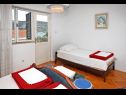 Apartmanok Pero - 70m from the sea: A1(6), A2(2) Marina - Riviera Trogir  - Apartman - A1(6): hálószoba