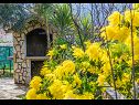 Házak a pihenésre Božena - nice garden: H(2+1) Poljica (Marina) - Riviera Trogir  - Horvátország  - rostély