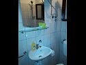 Házak a pihenésre Ivica - charming house next to the sea H(2+2) Sevid - Riviera Trogir  - Horvátország  - H(2+2): fürdőszoba toalettel